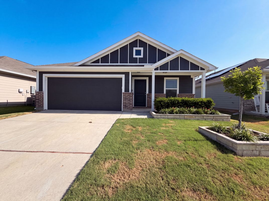Photo 22 of 26 of 408 Riverside Dr, Princeton, TX