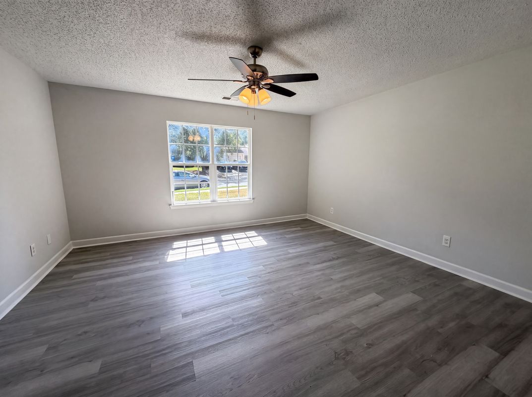 Photo 8 of 16 of 2223 Mancke Dr, Rock Hill, SC