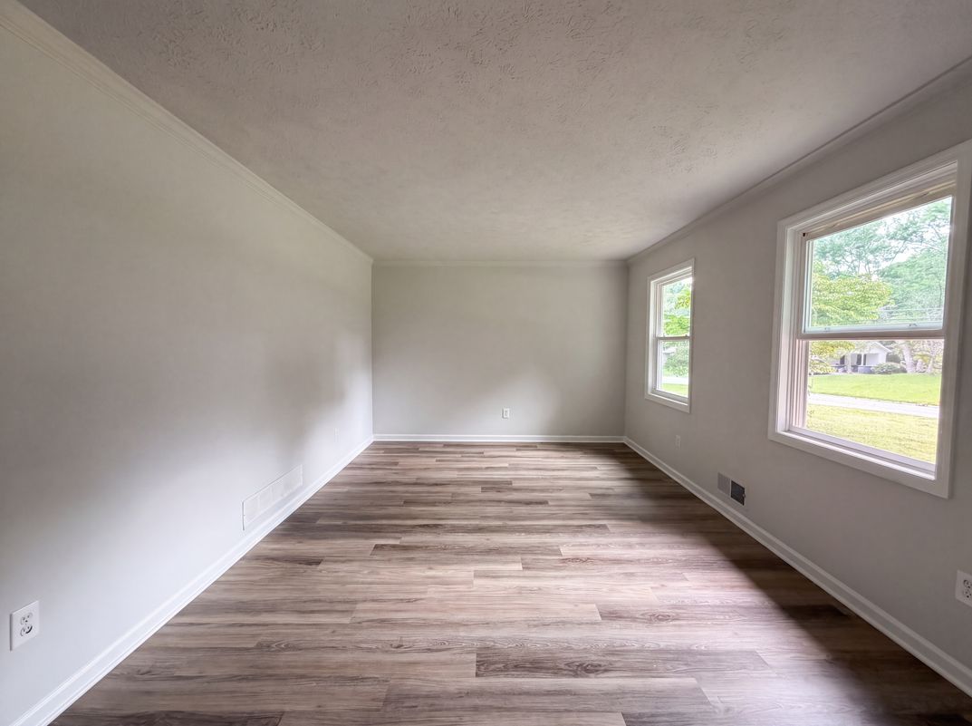 Photo 16 of 25 of 3691 Lavilla Dr, Powder Springs, GA