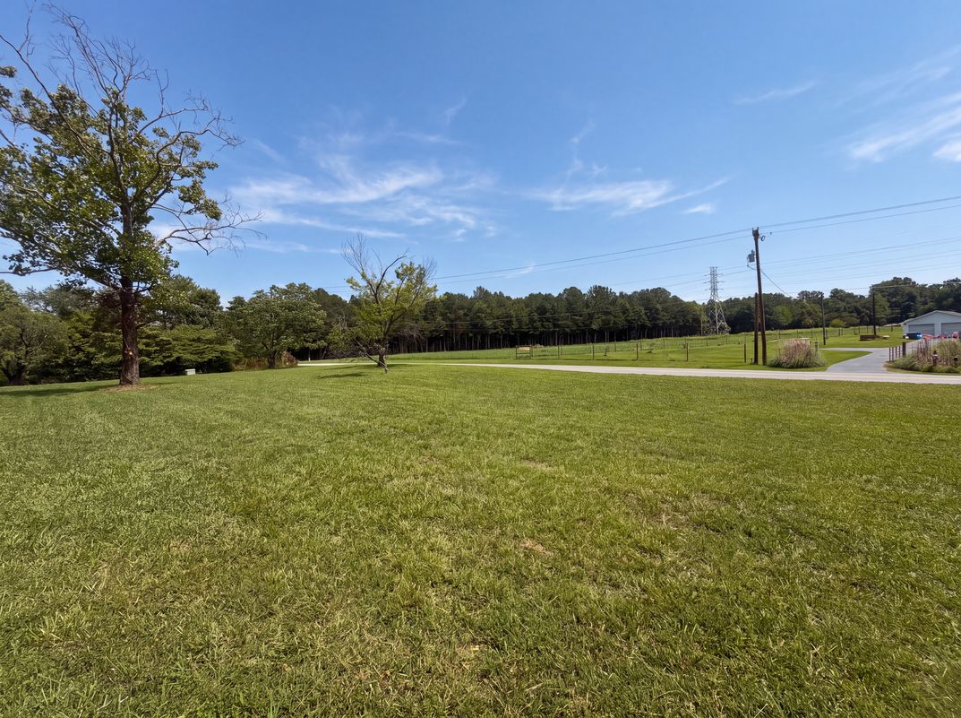 Photo 21 of 22 of 4913 Millpoint Rd, Greensboro, NC