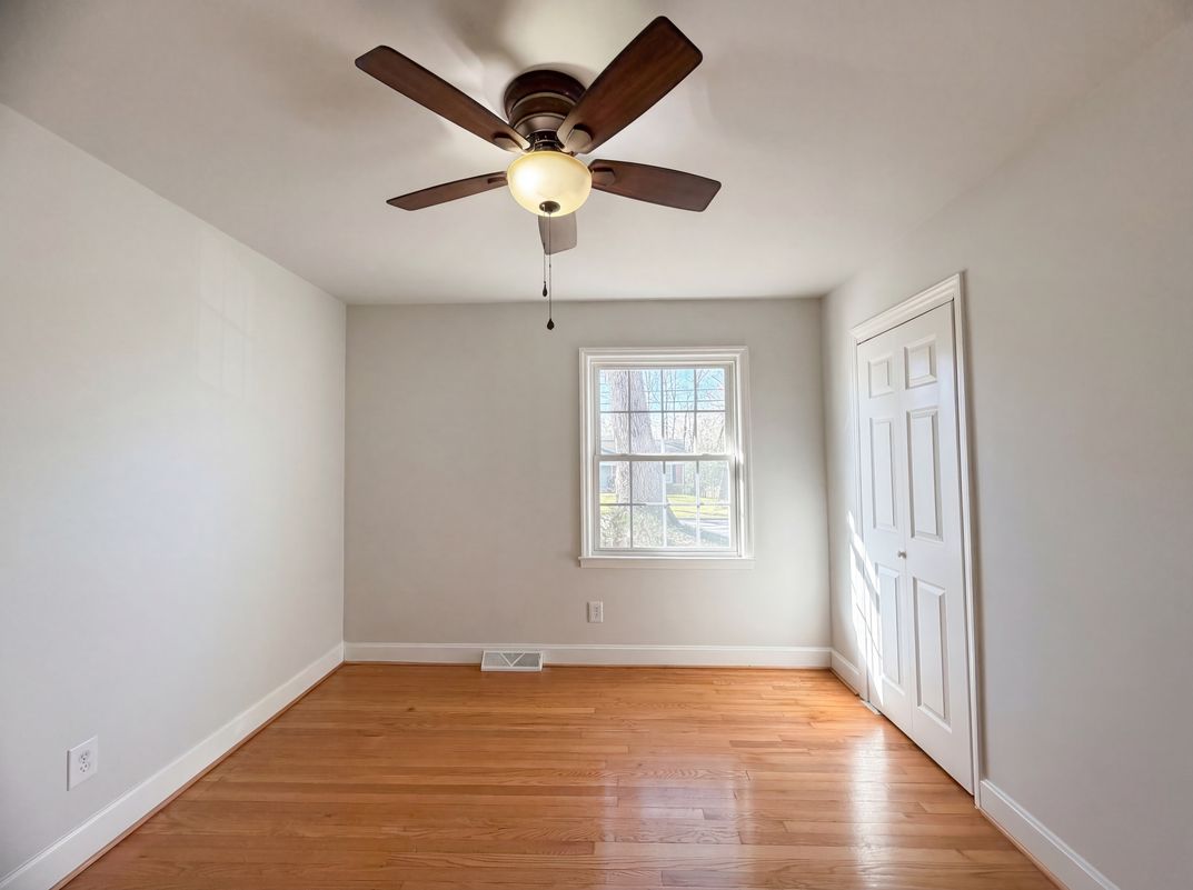 Photo 14 of 20 of 1512 Buckingham Ave, Gastonia, NC