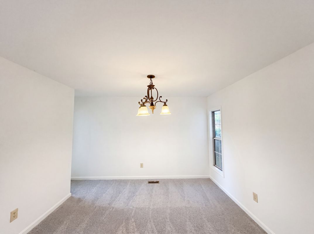 Photo 11 of 27 of 8509 Ivoryton Way, Montgomery Village, MD