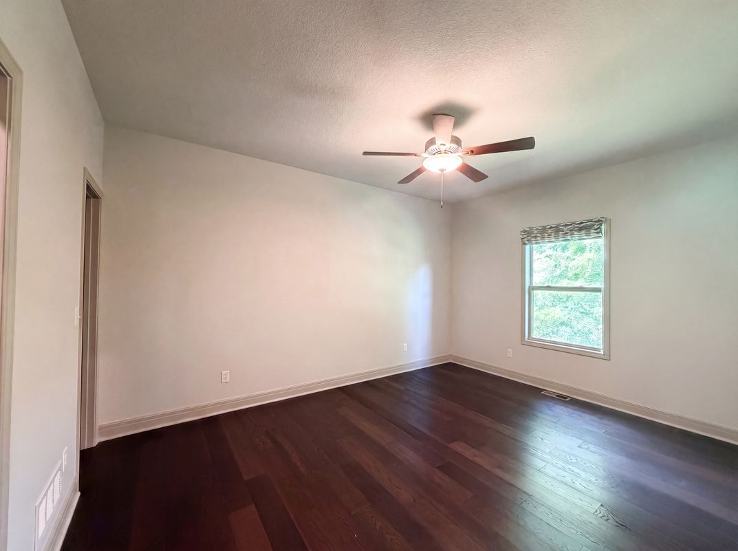 Photo 10 of 34 of 7540 N Amity Ave, Kansas City, MO