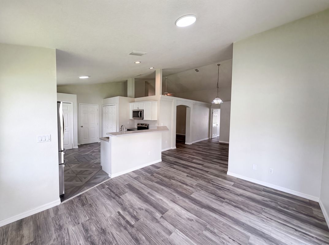 Photo 10 of 31 of 721 Sunburst Cove Ln, Winter Garden, FL
