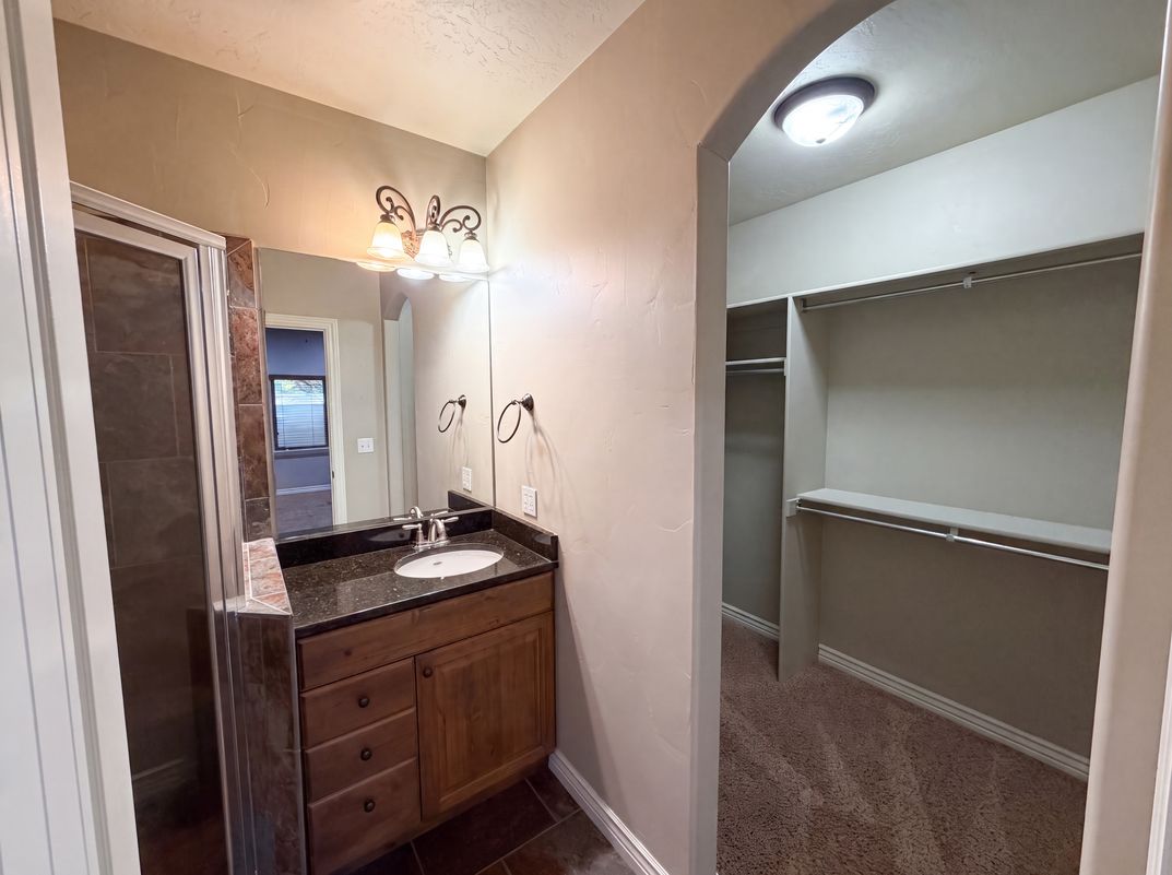 Photo 22 of 31 of 14496 S Fox Creek Dr, Herriman, UT