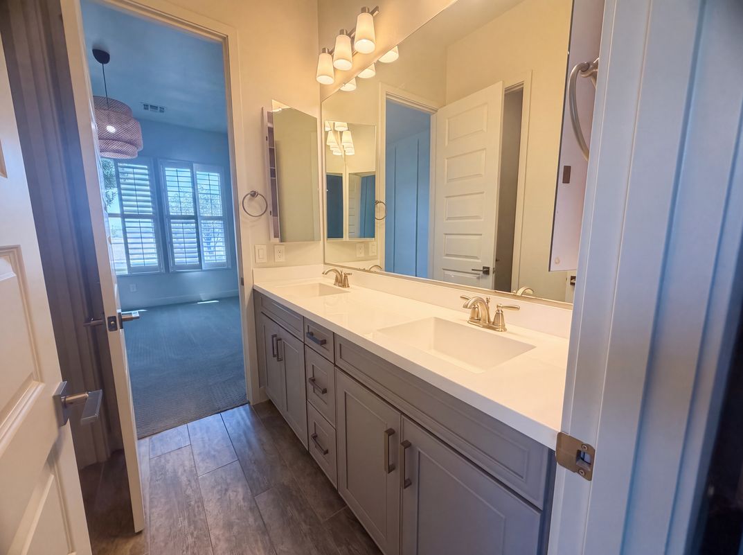 Photo 12 of 21 of 7552 E Peralta Ave, Mesa, AZ