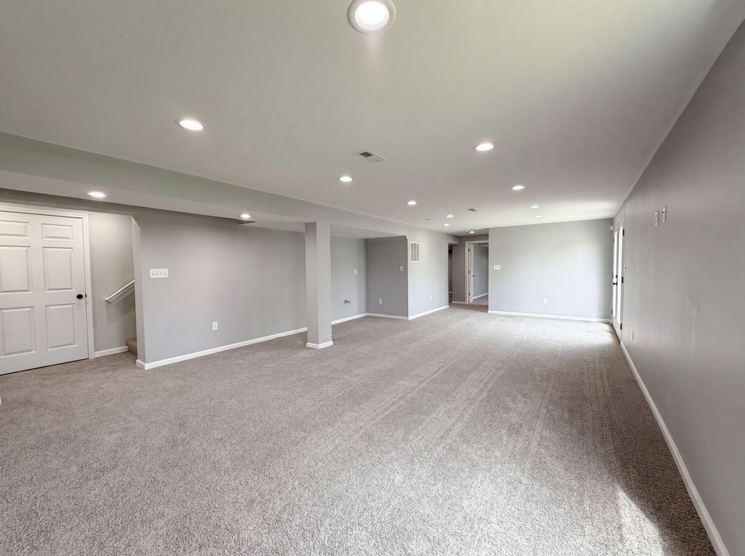 Photo 18 of 28 of 139 Palace Way Dr, Troy, MO