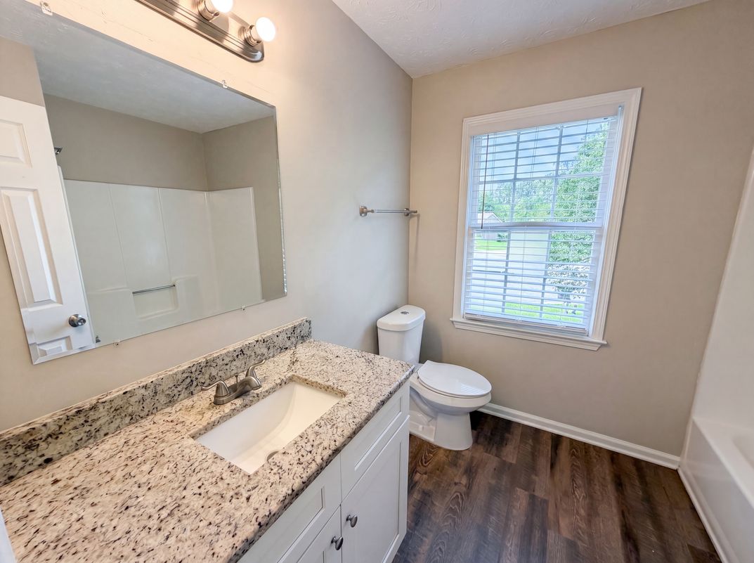 Photo 12 of 23 of 4078 Tara Ct, Loganville, GA