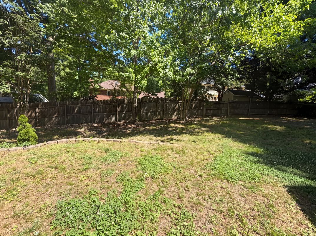 Photo 20 of 24 of 112 Queensferry Rd, Cary, NC