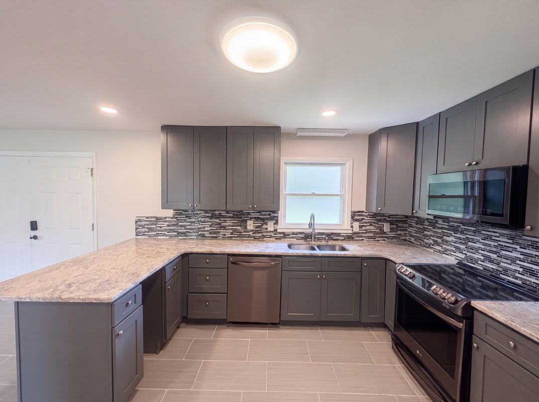 Photo 10 of 22 of 4913 Millpoint Rd, Greensboro, NC