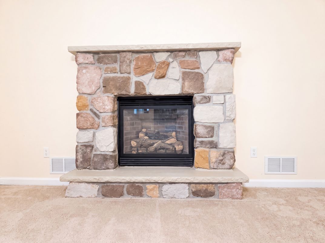 Photo 9 of 34 of 814 Clearview Dr, Long Pond, PA