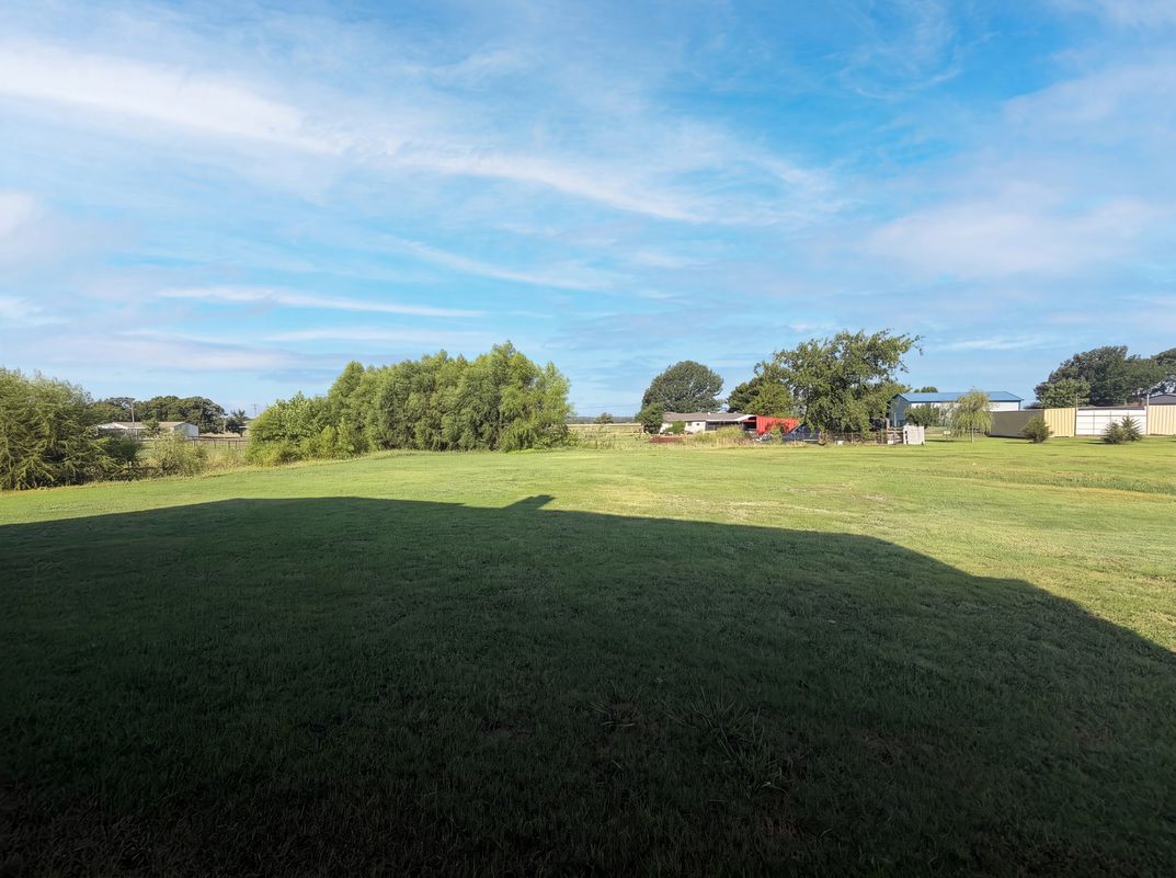 Photo 37 of 46 of 1208 Redbud St, Howe, TX