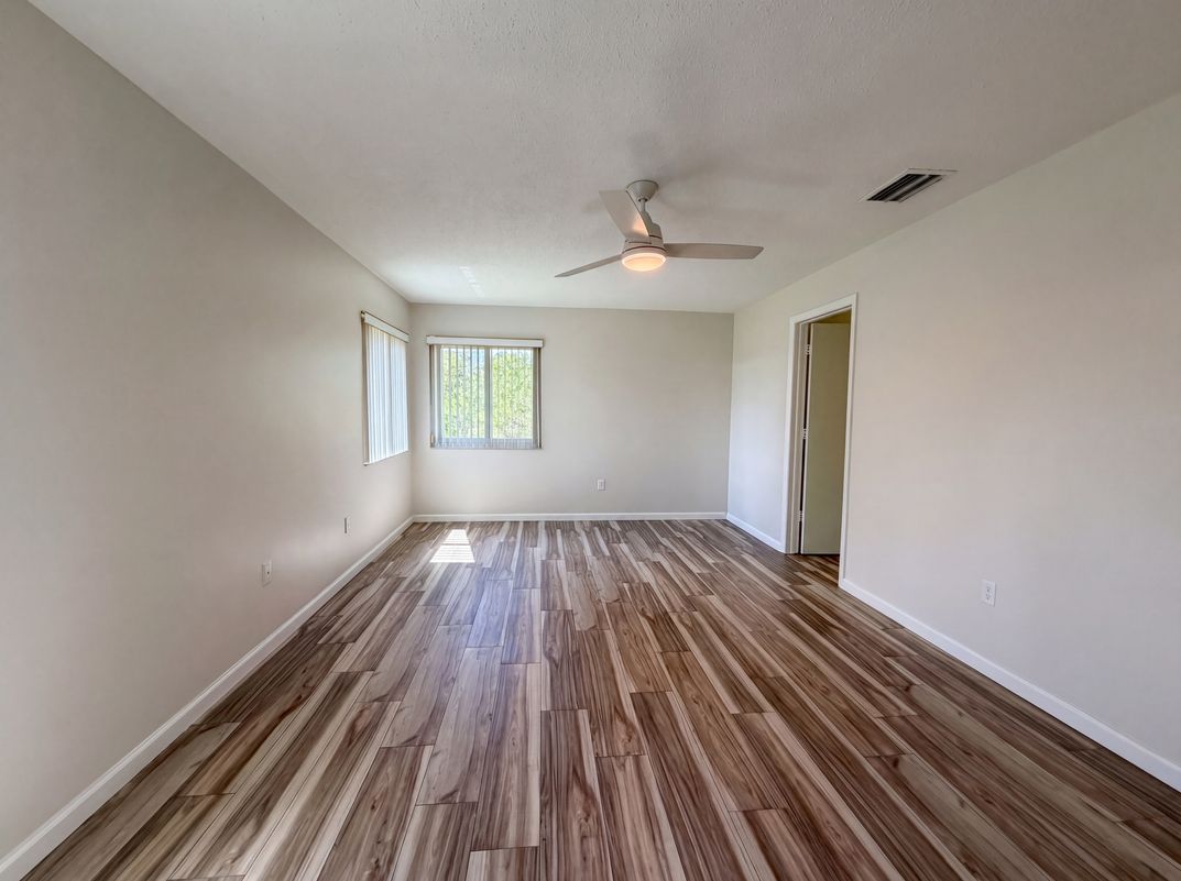 Photo 12 of 26 of 3260 Pinetree St, Port Charlotte, FL