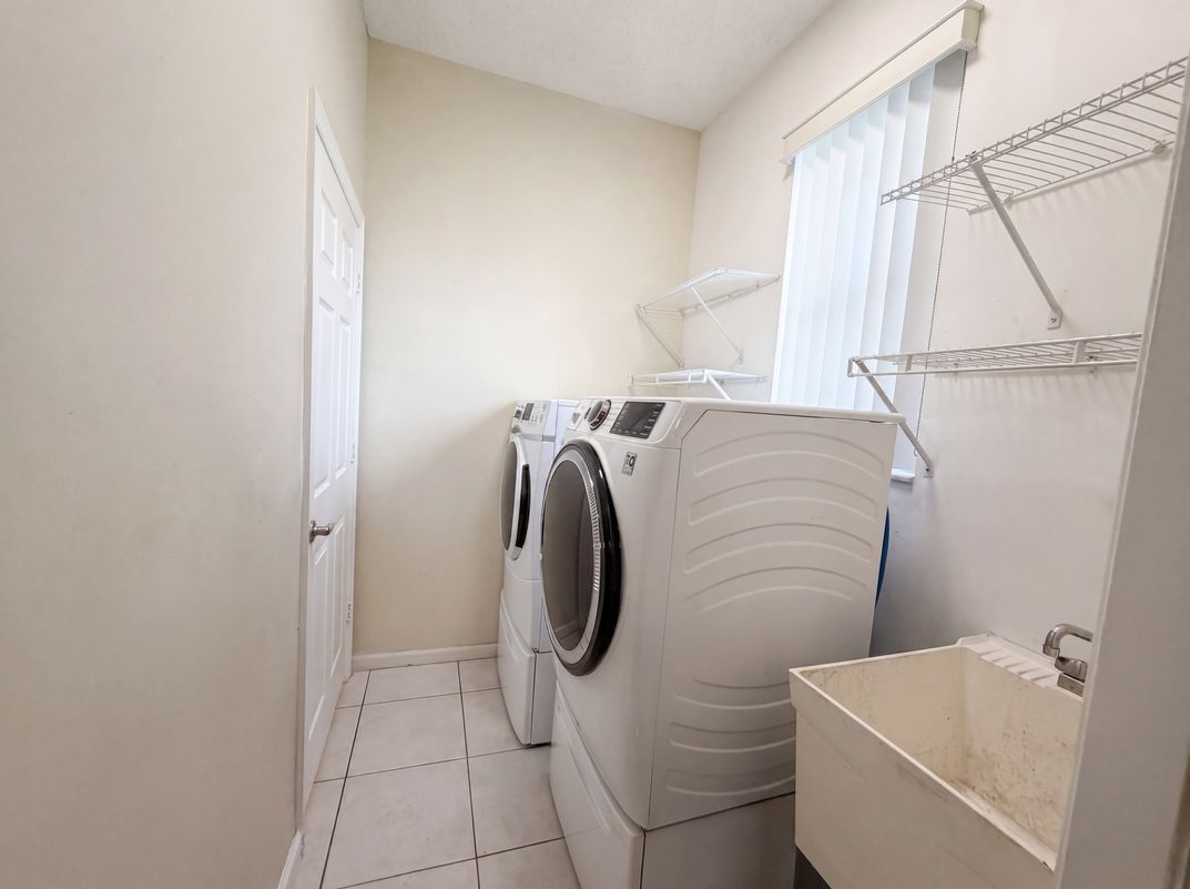 Photo 16 of 29 of 1848 Capeside Cir, Wellington, FL