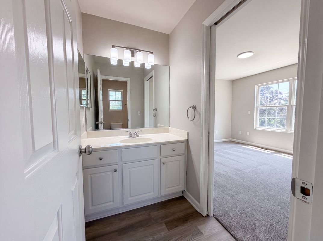 Photo 19 of 37 of 7188 Tarragon Ct, Liberty Twp, OH