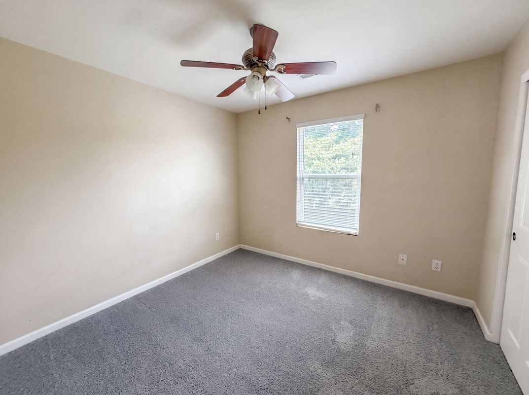 Photo 14 of 25 of 252 Cameron St, Summerville, SC