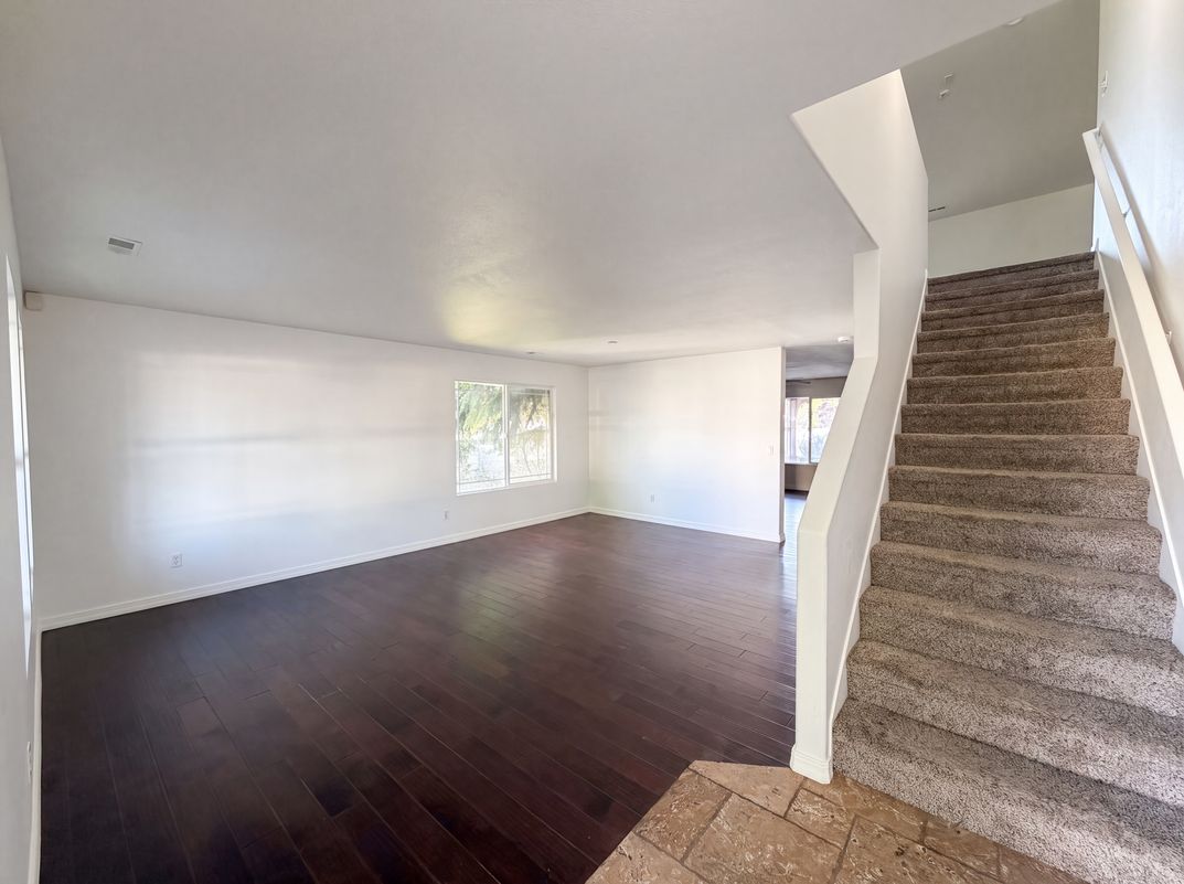 Photo 9 of 26 of 866 S 1580 W, Lehi, UT