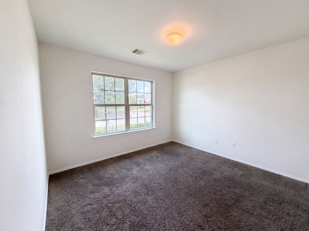 Photo 10 of 17 of 3603 Indigo Forest St, Spring, TX