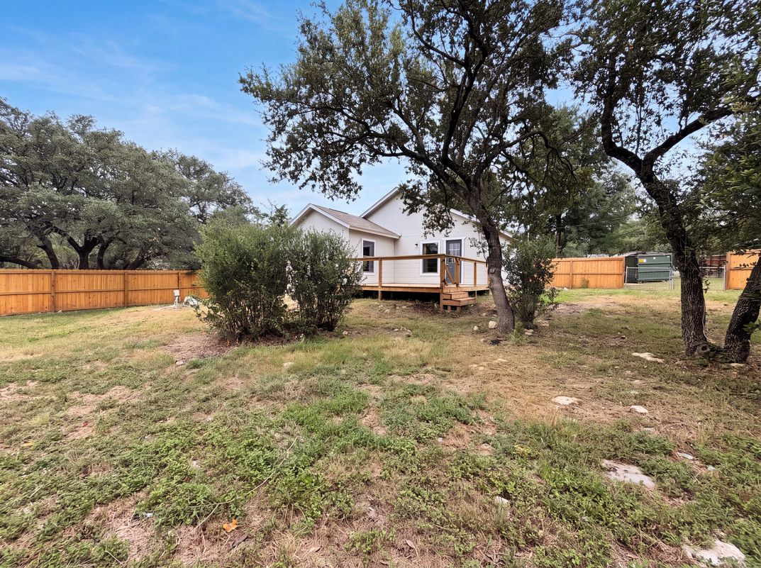 Photo 5 of 15 of 7881 Caribou Dr, Spring Branch, TX