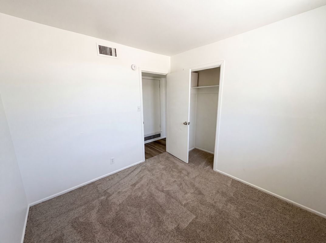 Photo 12 of 21 of 2901 N Cloverland Ave, Tucson, AZ
