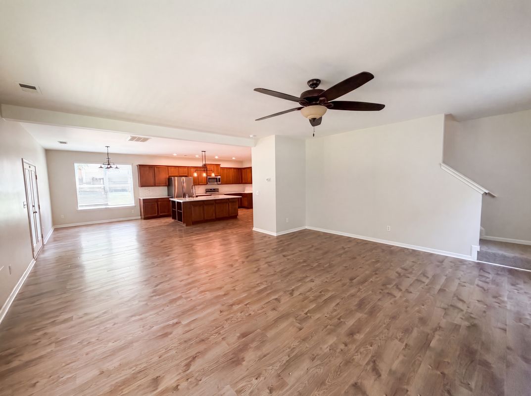 Photo 6 of 18 of 5837 McDowell Run Dr, Huntersville, NC