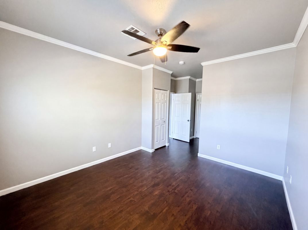 Photo 19 of 28 of 4730 E Craig Rd, Las Vegas, NV