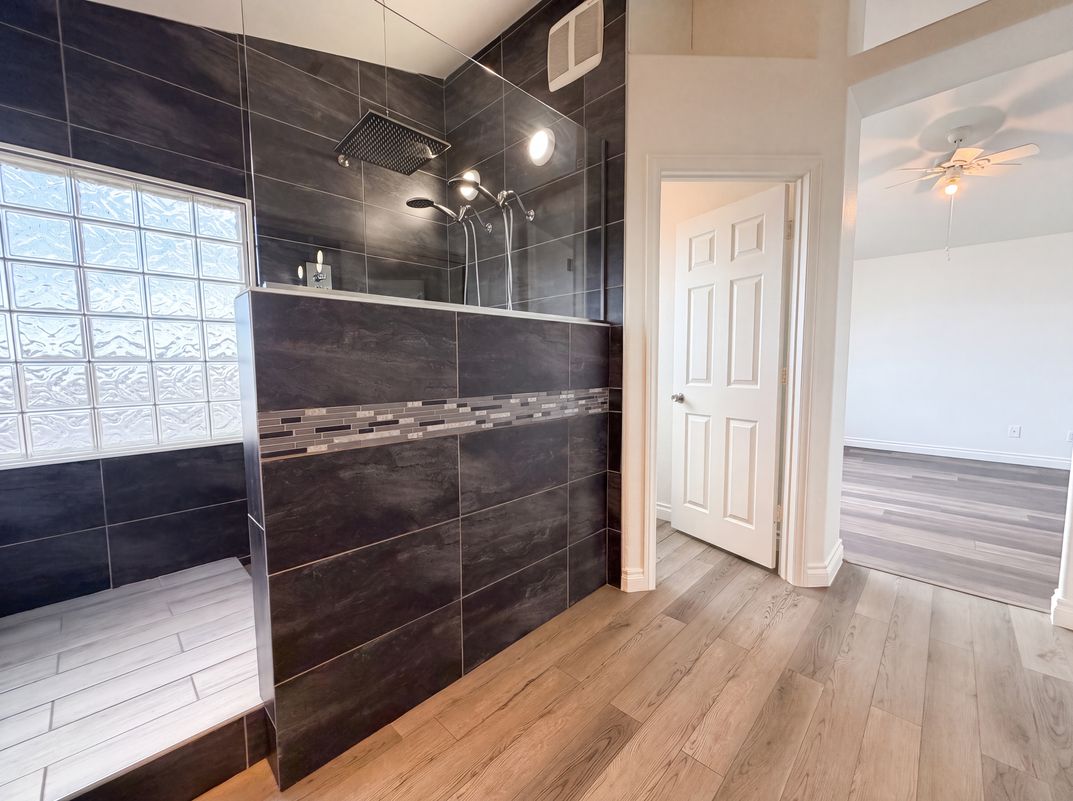 Photo 13 of 22 of 7504 Holloran Ct, Las Vegas, NV