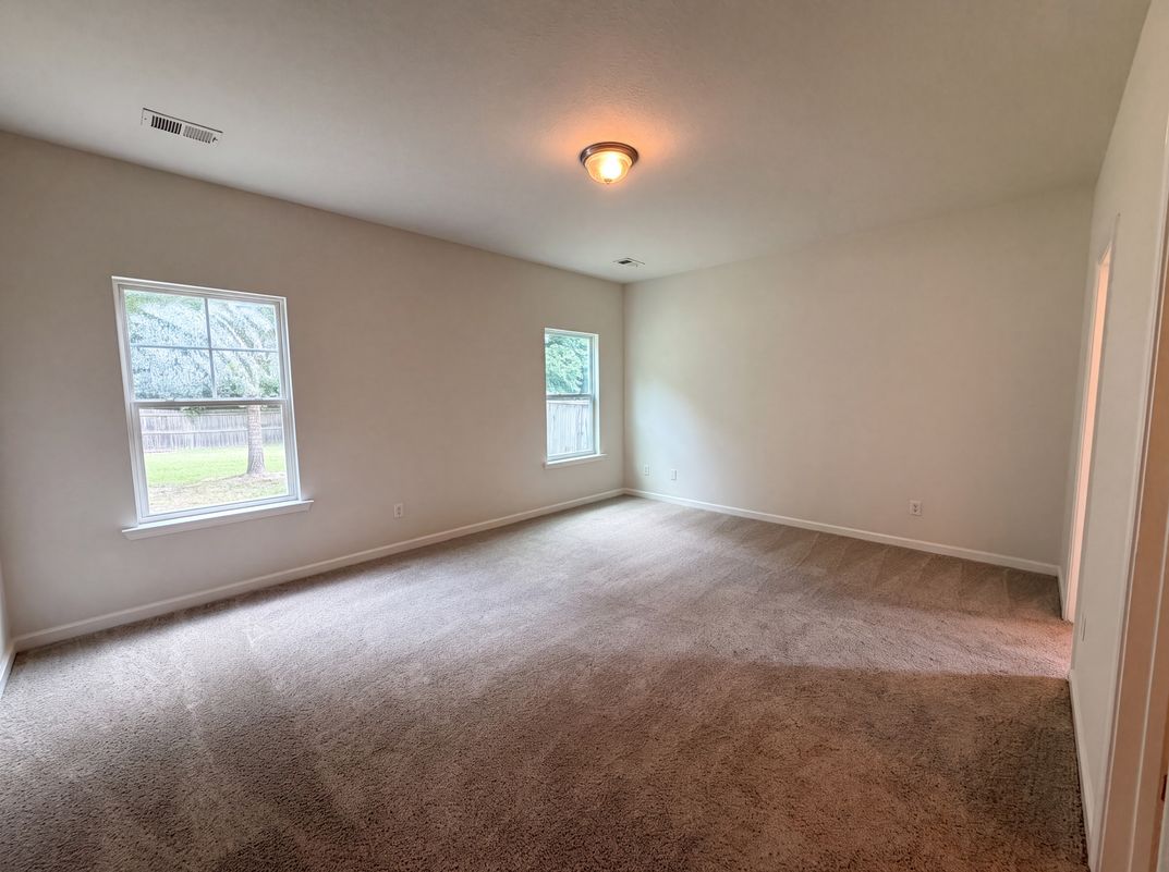 Photo 12 of 28 of 407 Westmoreland Rd, Columbia, SC