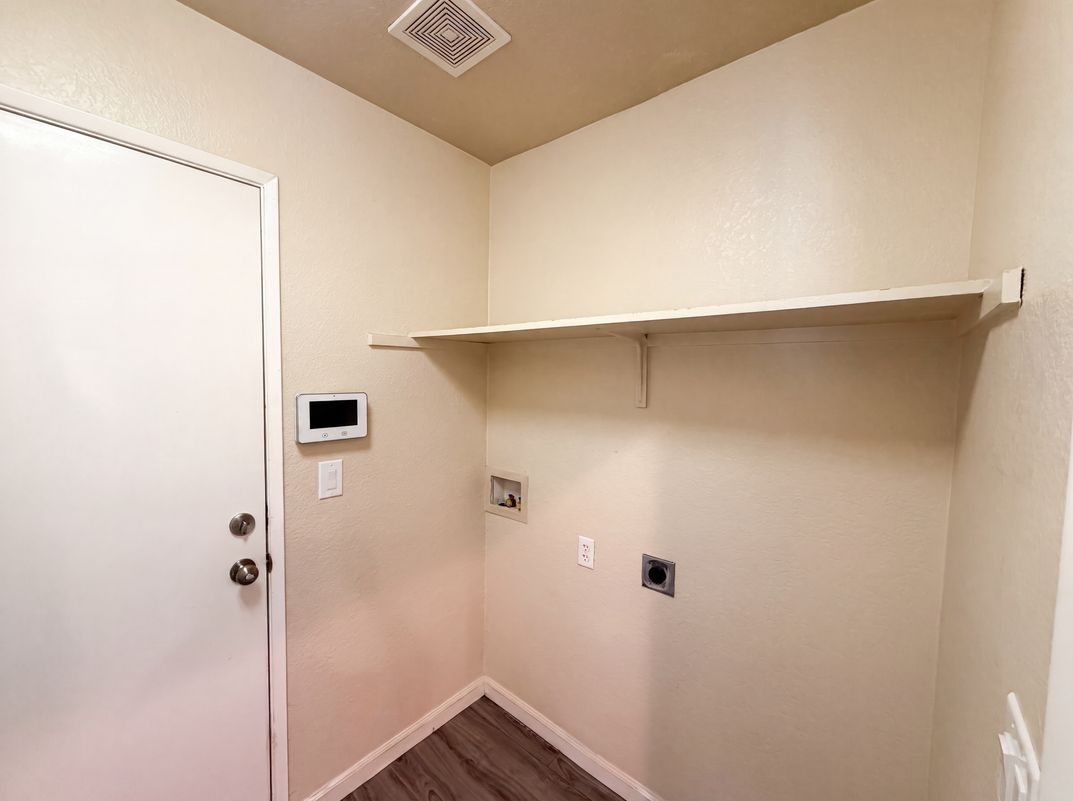 Photo 11 of 22 of 4319 Monhegan Way, Mather, CA