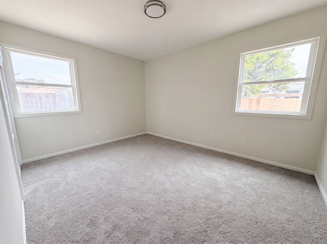 Photo 11 of 19 of 625 Woodlawn Ave, Chula Vista, CA