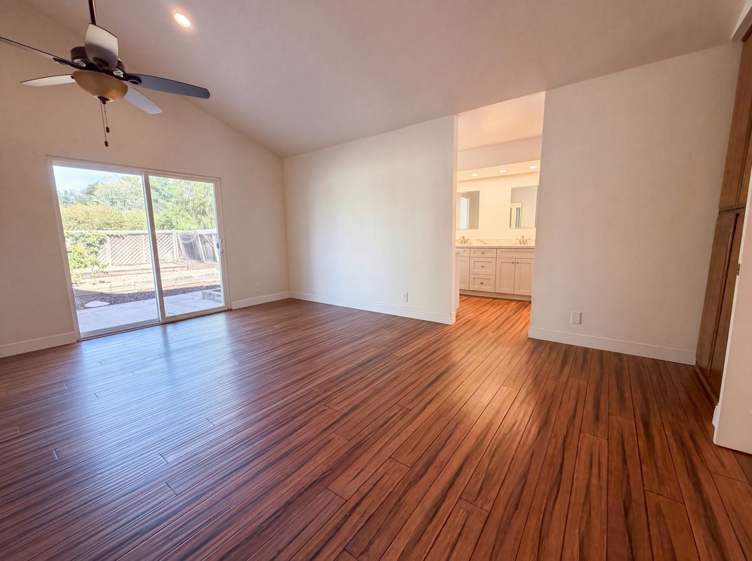 Photo 11 of 40 of 15408 Glentree Rd, Valley Center, CA