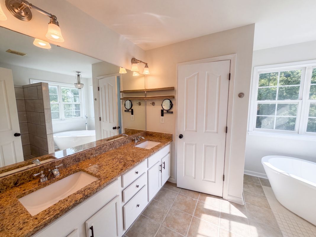 Photo 6 of 25 of 821 Pinkney Pl, Stanley, NC