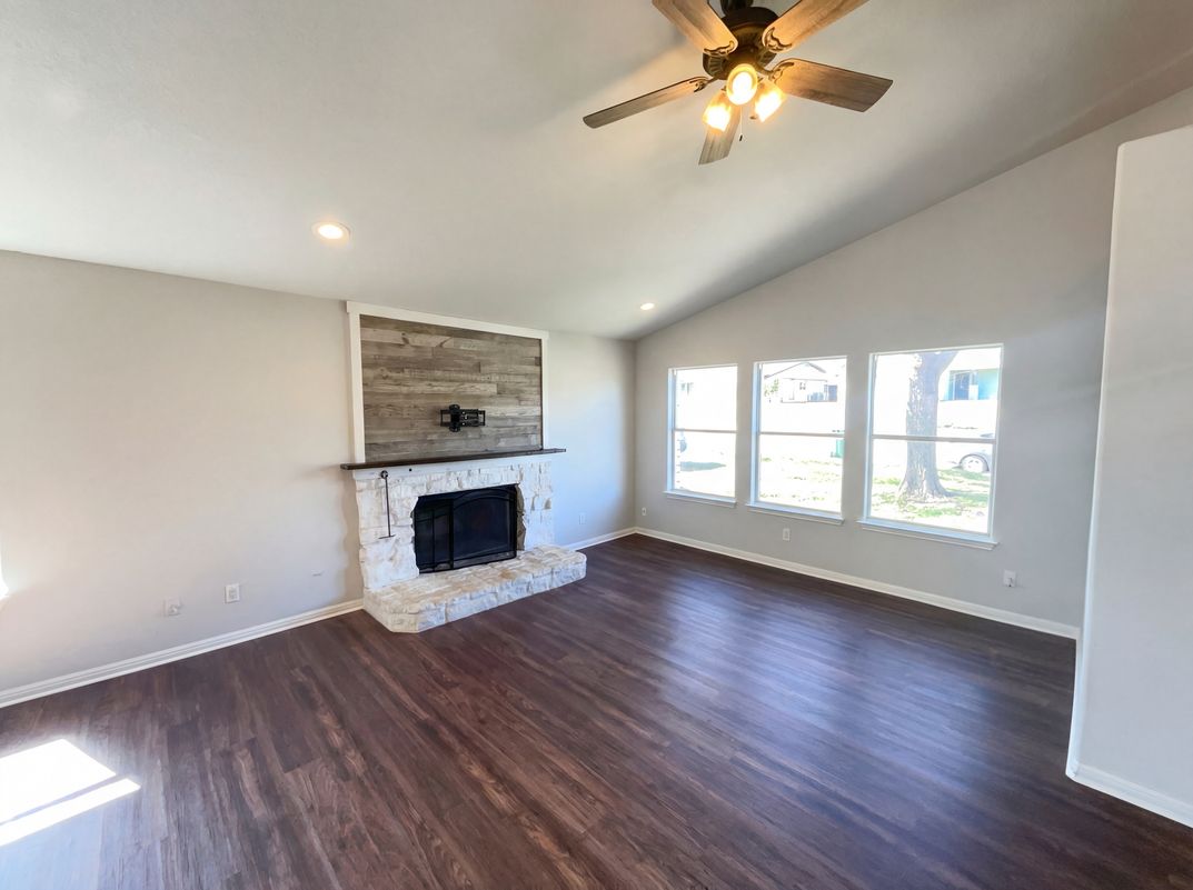 Property photo 3 of 1516 Gatlinburg Dr