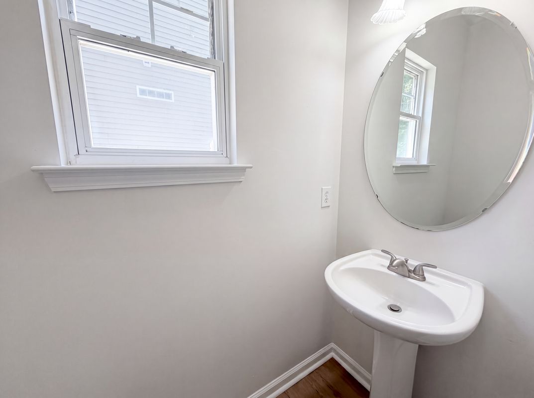 Photo 13 of 17 of 10648 Secret Garden Ln, Charlotte, NC