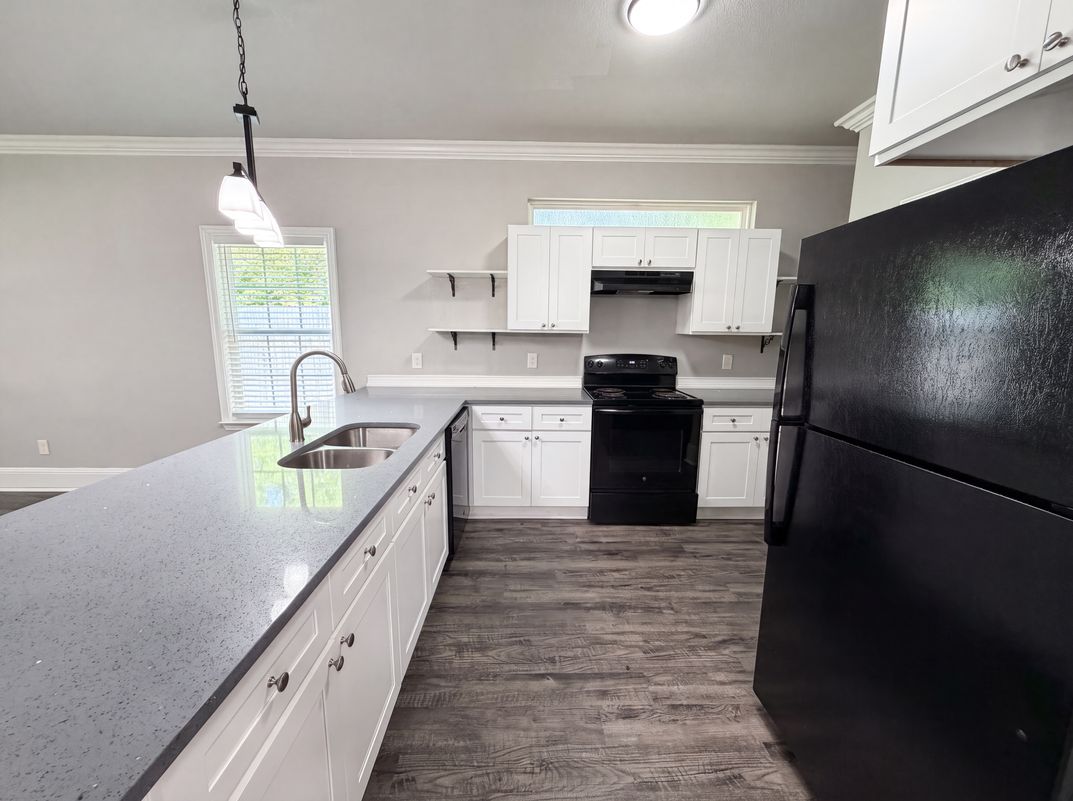 Photo 8 of 19 of 101 Griffin St, Waxahachie, TX