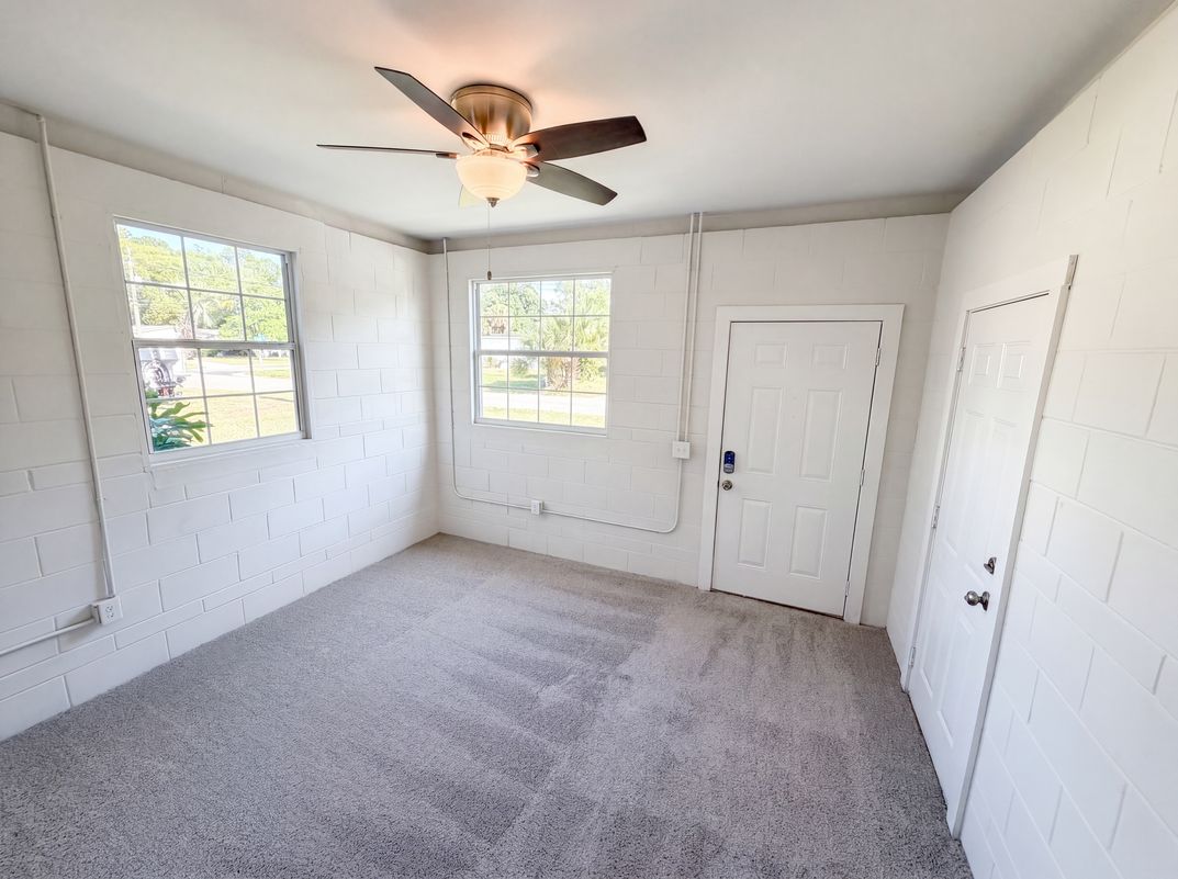 Photo 14 of 20 of 6543 Aires Rd, Jacksonville, FL