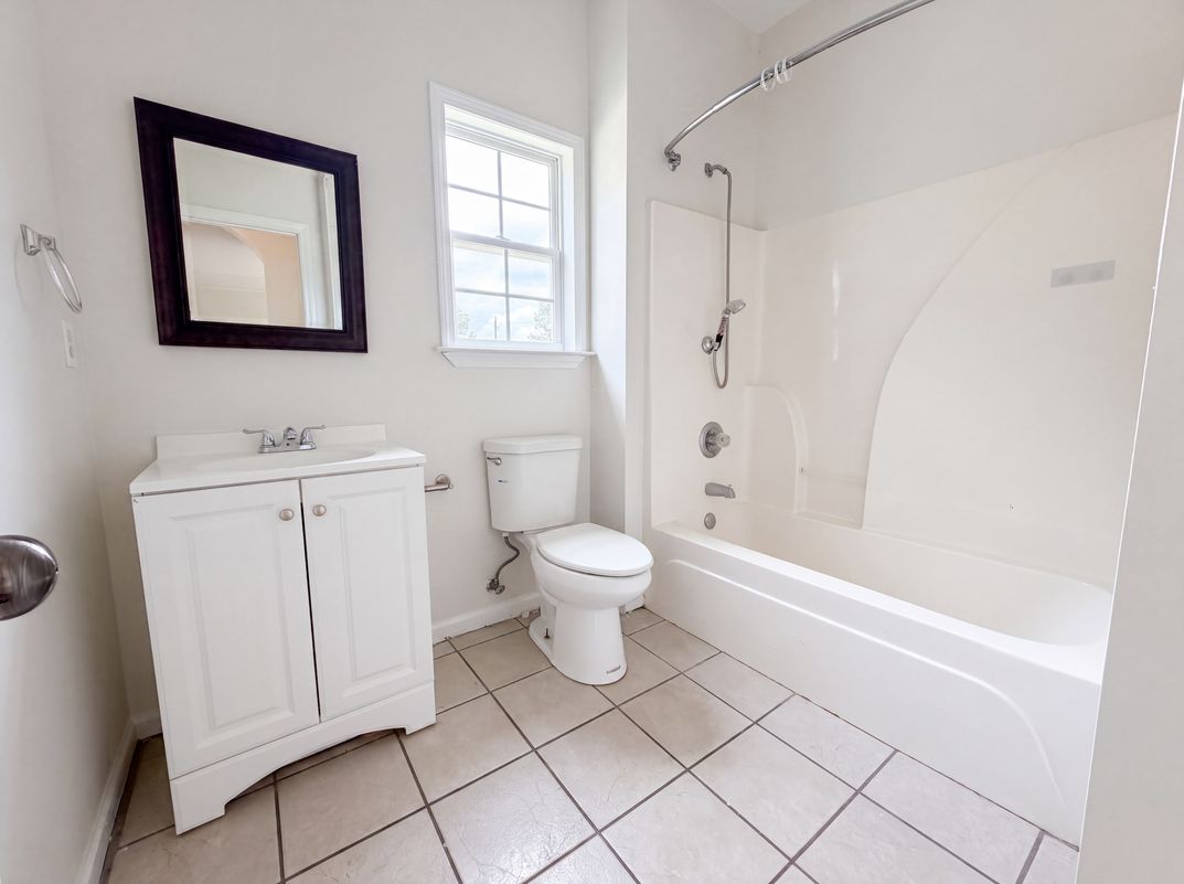 Photo 11 of 21 of 655 S Hillcrest Rd, Odenville, AL