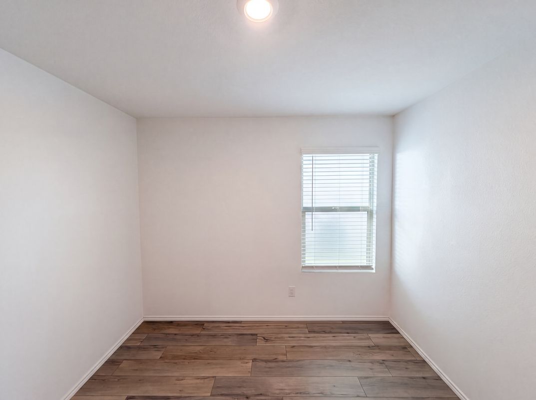 Photo 10 of 17 of 14524 Camino Real Dr, Haslet, TX