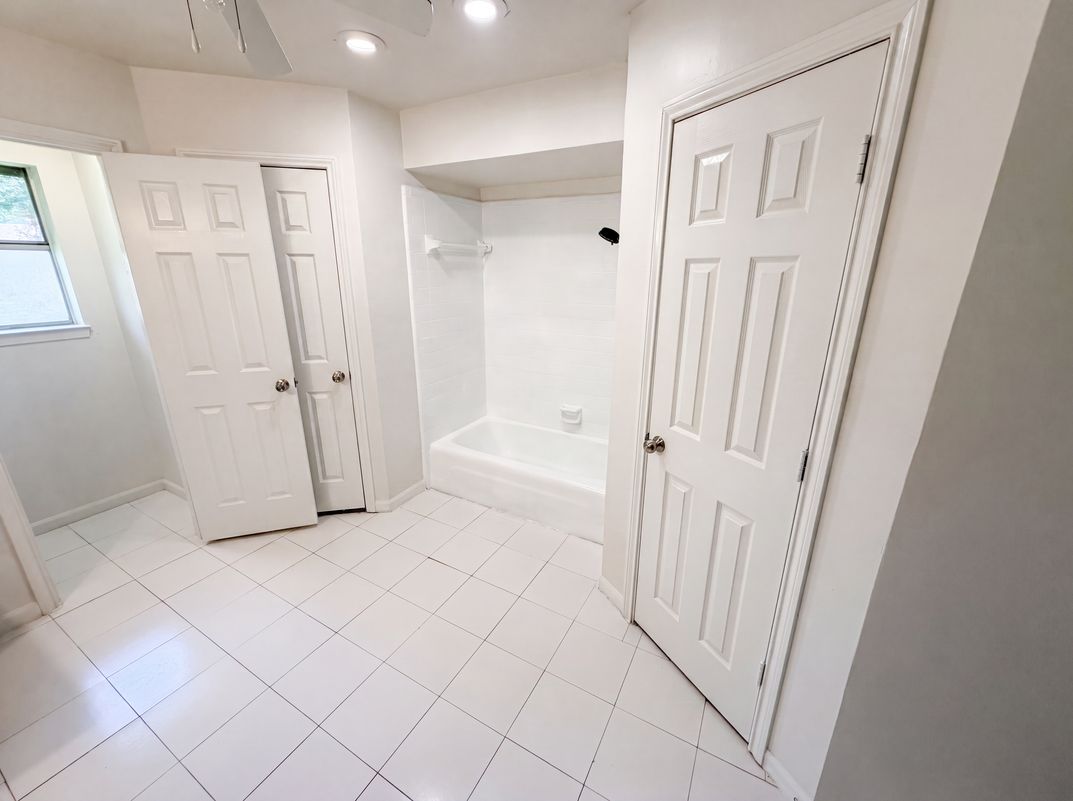 Photo 18 of 23 of 719 Equinox St, Crosby, TX