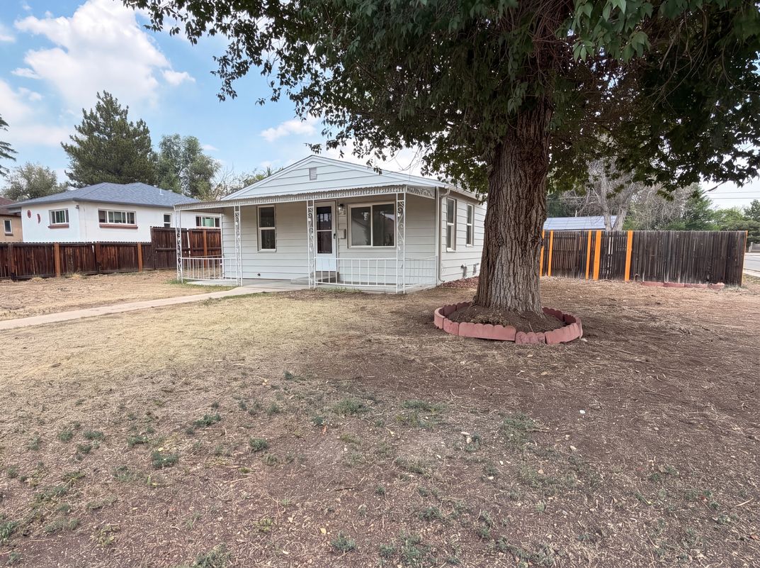 Photo 18 of 20 of 1298 S Perry St, Denver, CO