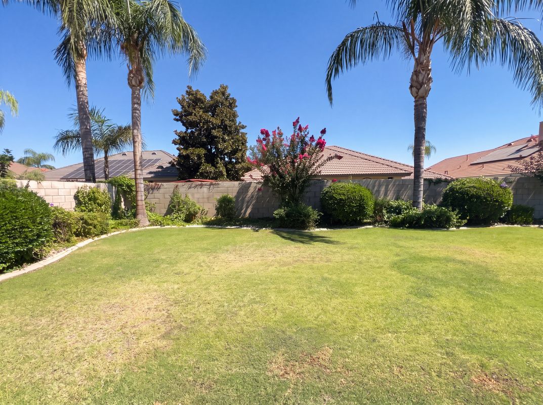 Photo 31 of 35 of 11904 Kenseth St, Bakersfield, CA
