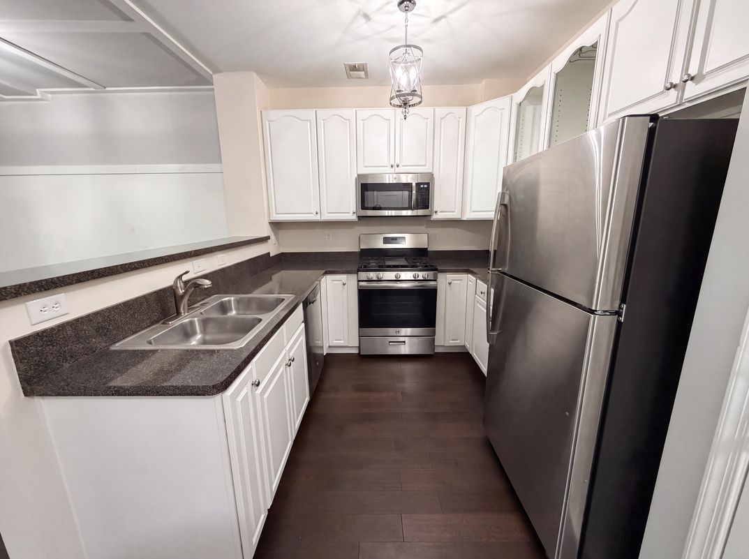 Photo 20 of 54 of 15489 Chopawamsic Ct, Woodbridge, VA