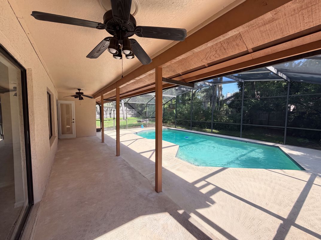 Photo 18 of 19 of 332 Sprucewood Rd, Lake Mary, FL