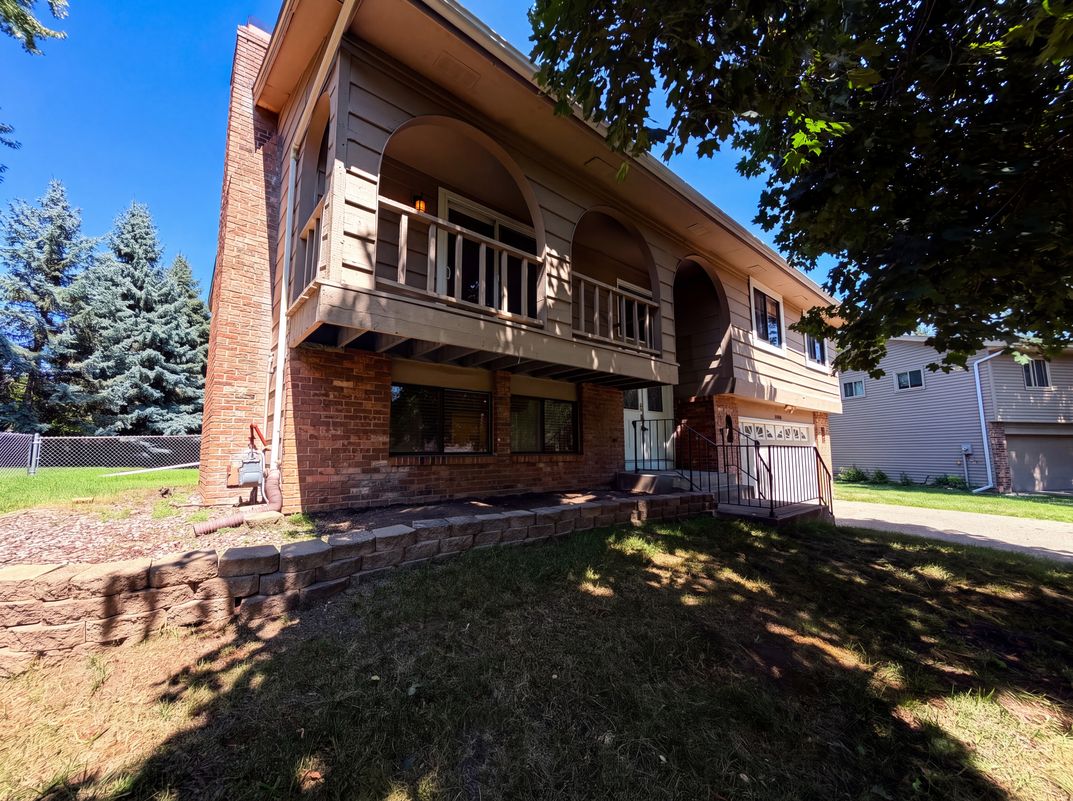 Photo 21 of 24 of 13802 Holyoke Path, Apple Valley, MN