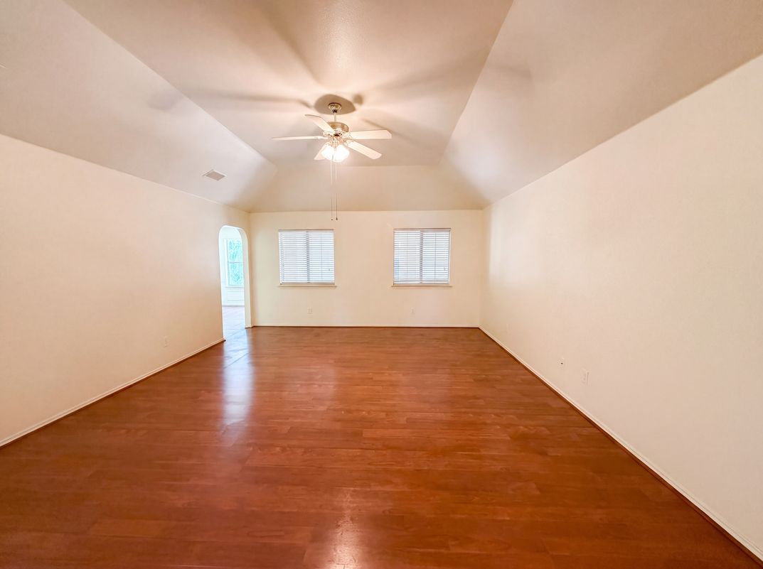Photo 3 of 17 of 3707 Gowen Ct, Killeen, TX