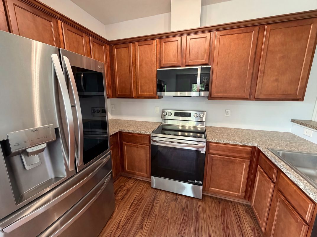 Photo 2 of 17 of 4414 Edward St, Texas City, TX
