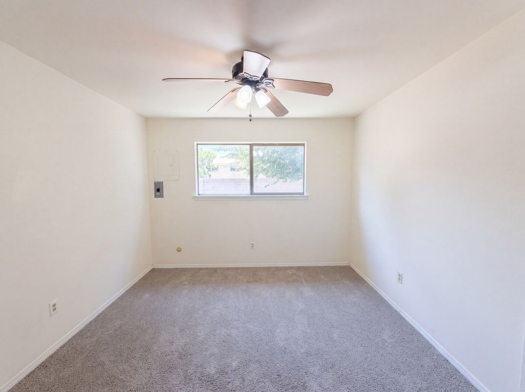 Photo 10 of 22 of 6908 Welton Dr NE, Albuquerque, NM