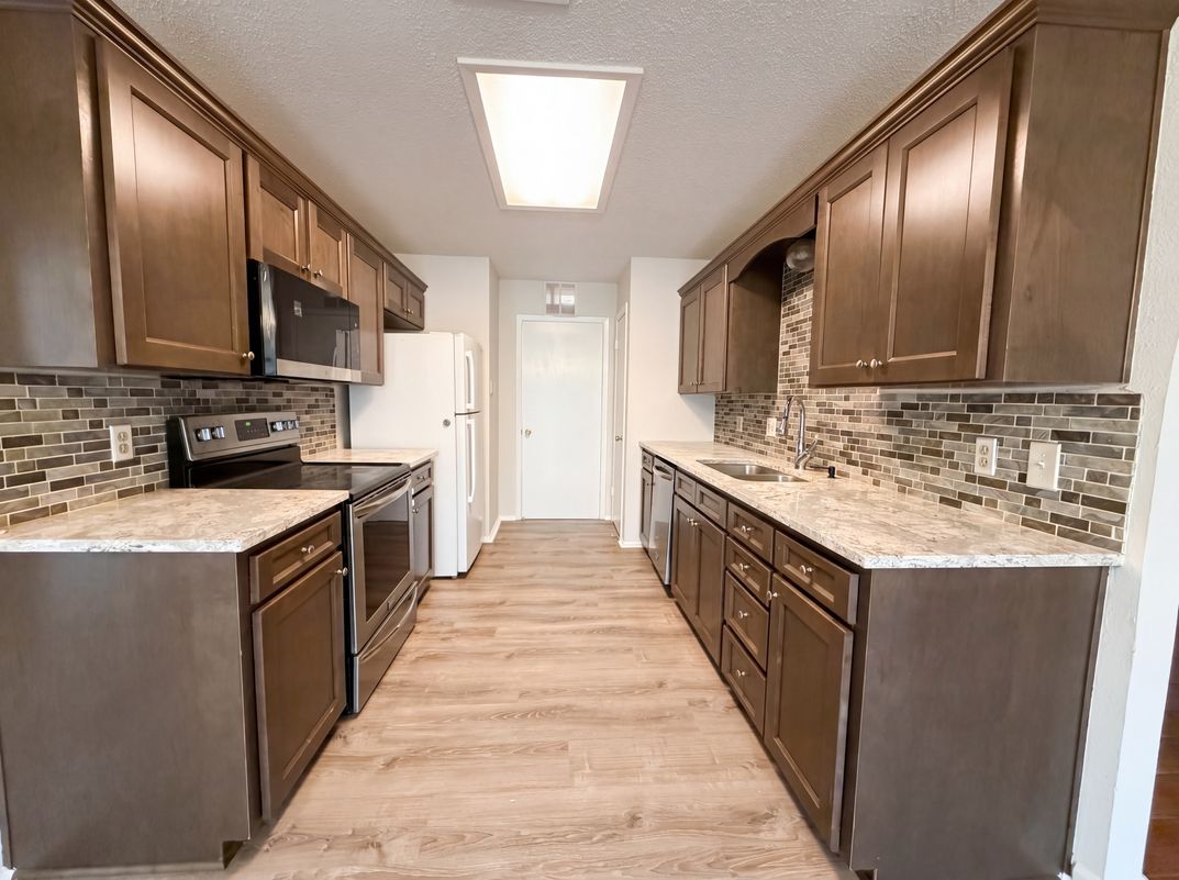 Photo 2 of 18 of 203 W Hogan Dr, Copperas Cove, TX