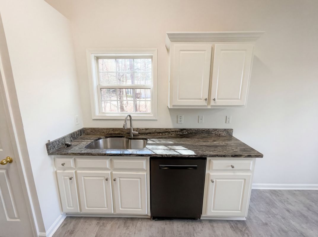 Photo 7 of 28 of 50 Cranbrook Ct, Covington, GA