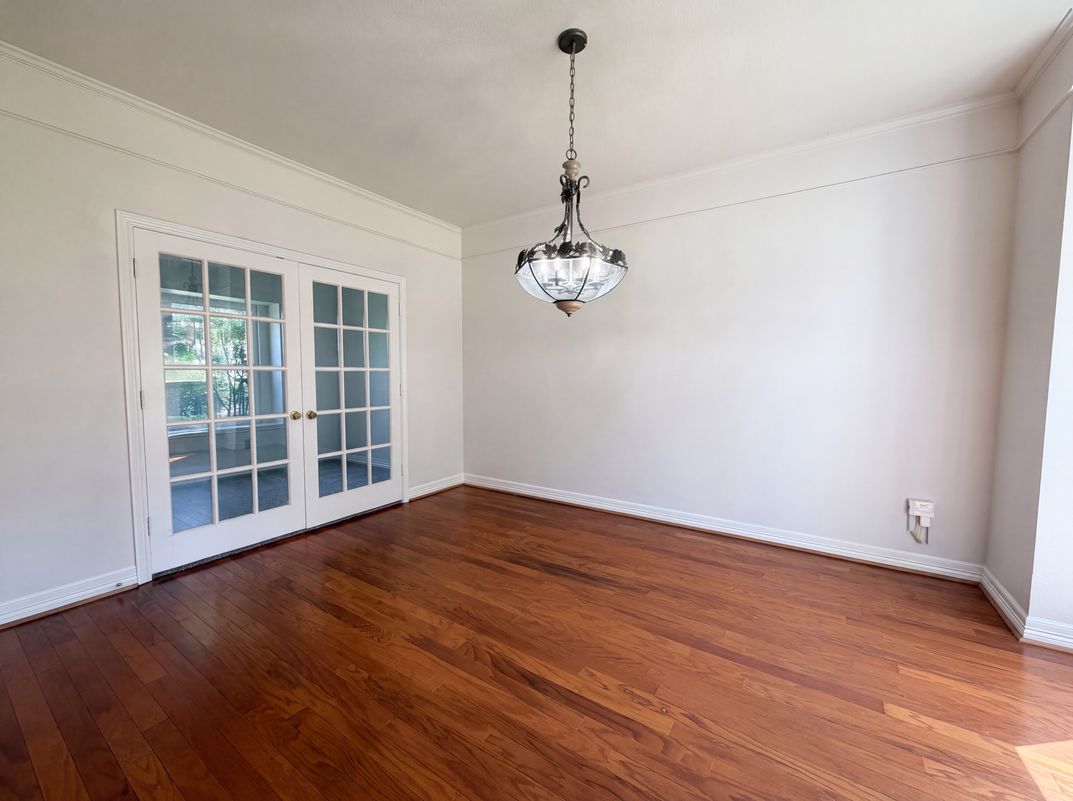 Photo 6 of 23 of 7632 Westwind Dr, Fort Worth, TX